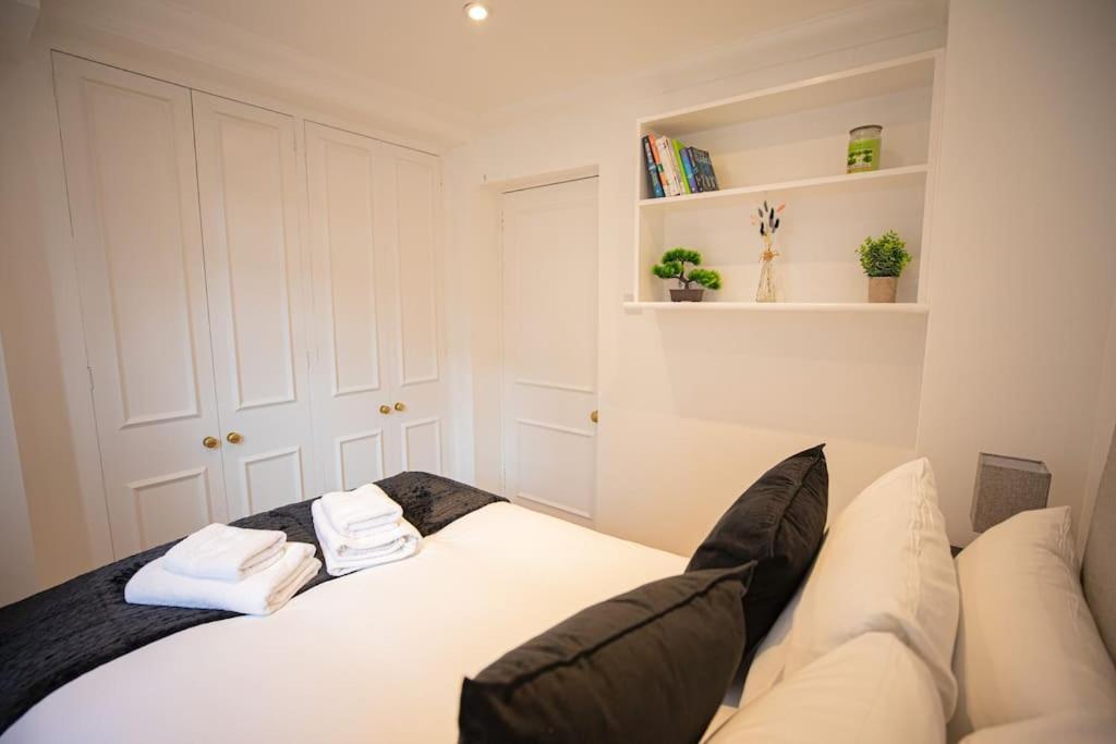 Perfect Location 4Bed 2 Bath Spacious Apartment London Exterior foto
