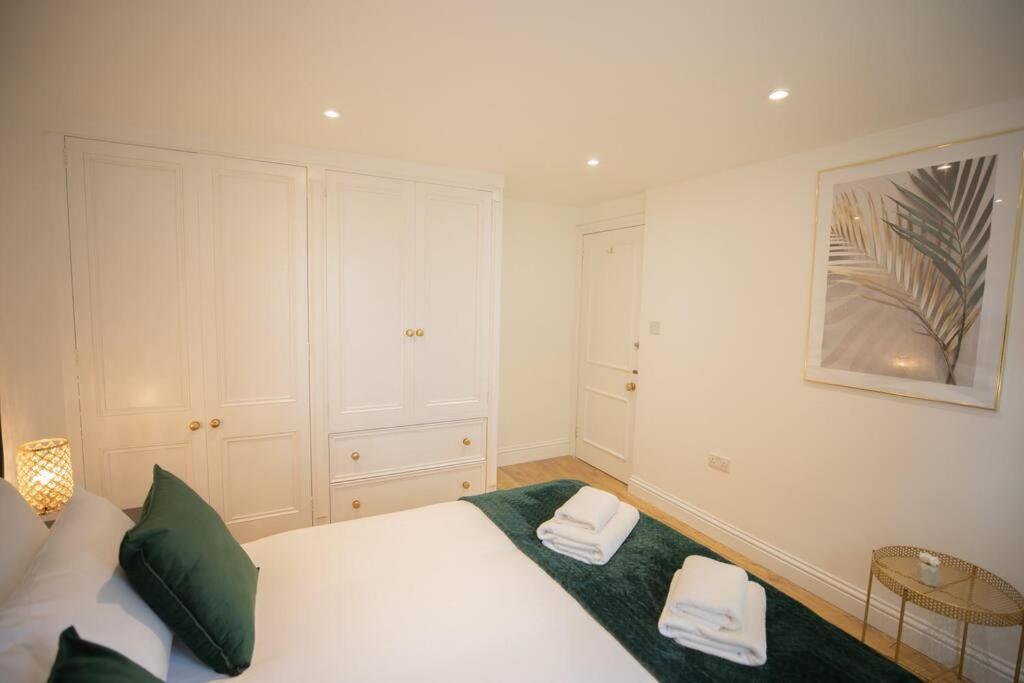 Perfect Location 4Bed 2 Bath Spacious Apartment London Exterior foto
