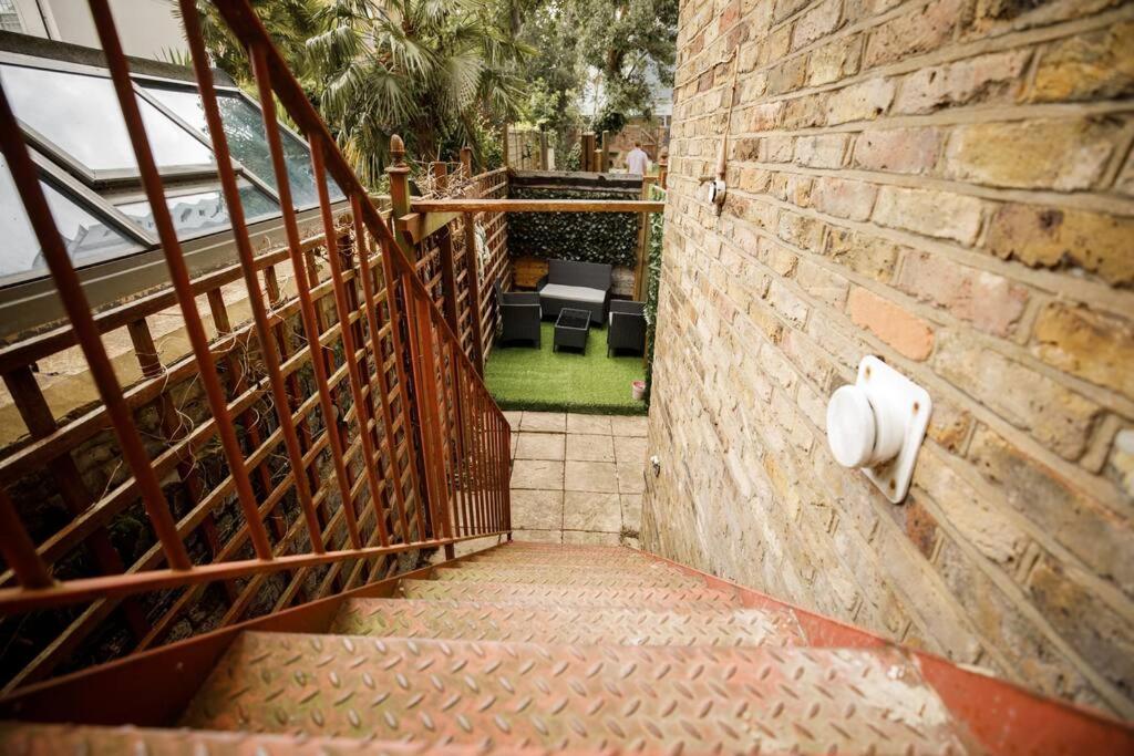 Perfect Location 4Bed 2 Bath Spacious Apartment London Exterior foto